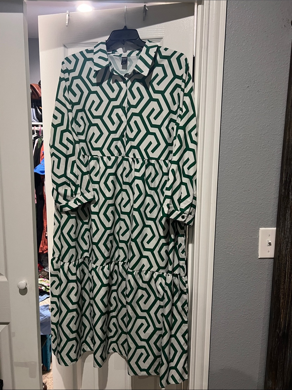 SHEIN Green & White Geometric Button-Front Midi Dress